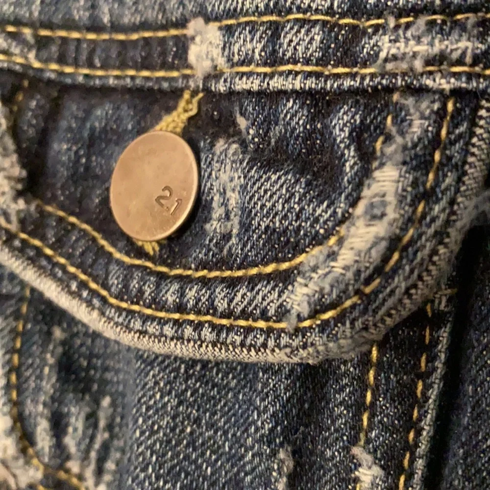 Forever 21 | 2.1 denim jacket size small